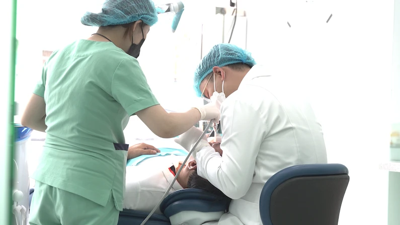 Hệ thống nha khoa Thế Giới Implant chính thức khai trương