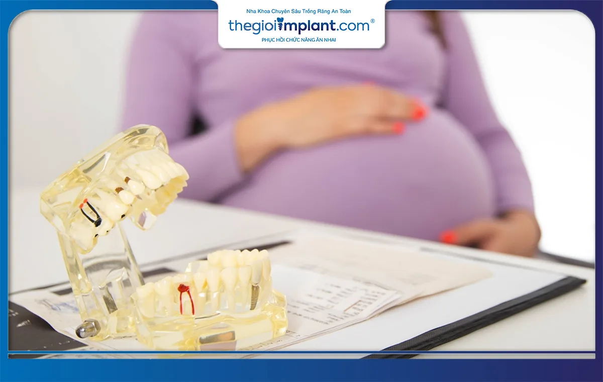 Sự thay đổi hormone thai kỳ khiến chị em dễ mắc các bệnh về răng miệng