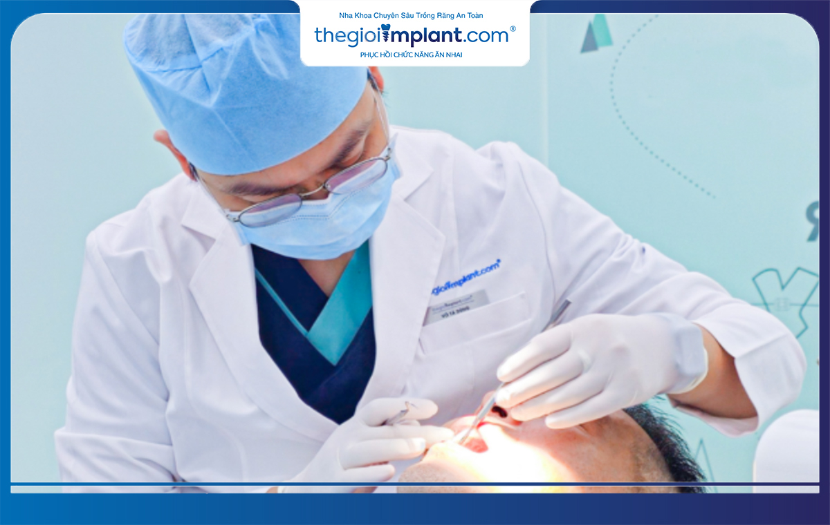 Trồng răng implant đòi hỏi bác sĩ phải có trình độ chuyên môn cao