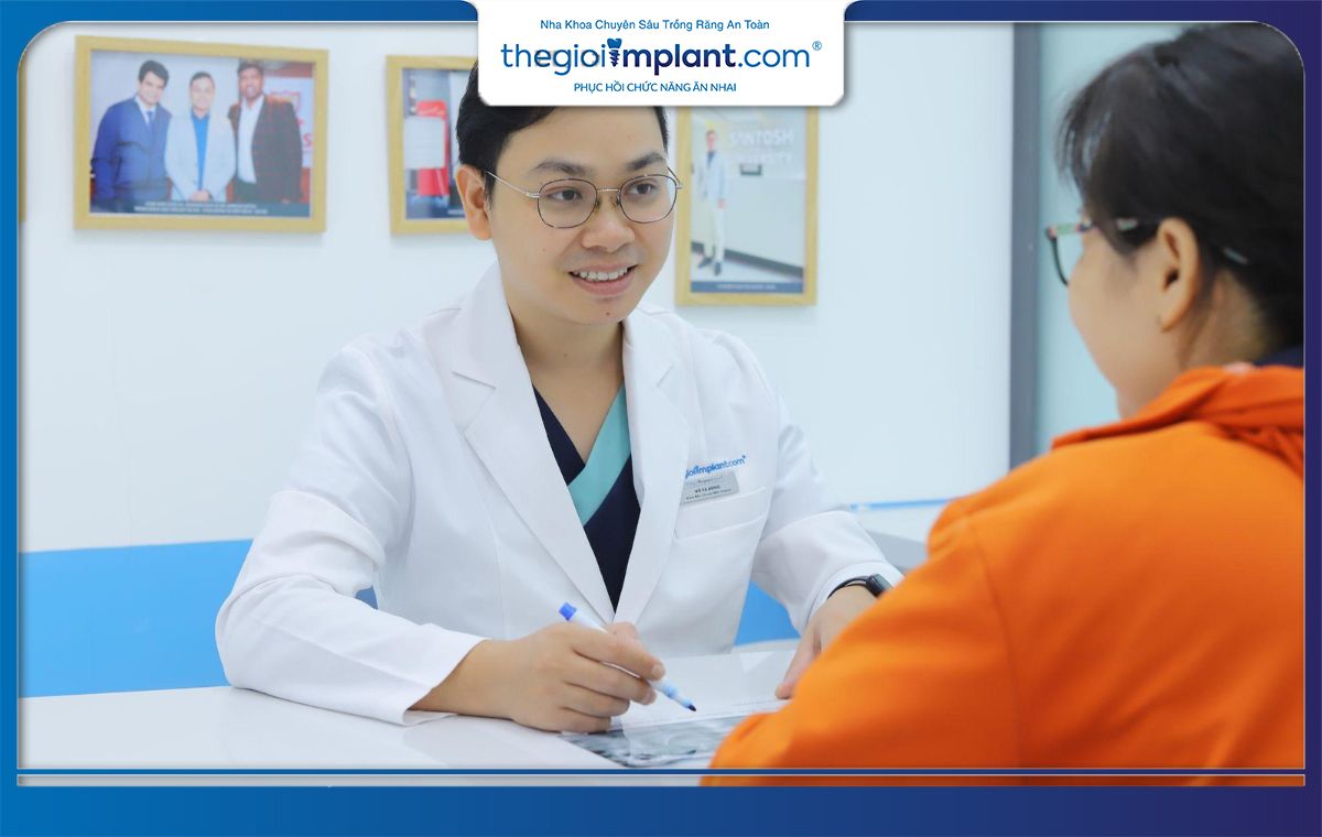 Đội ngũ bác sĩ chuyên môn cao tại nha khoa Thegioiimplant.com