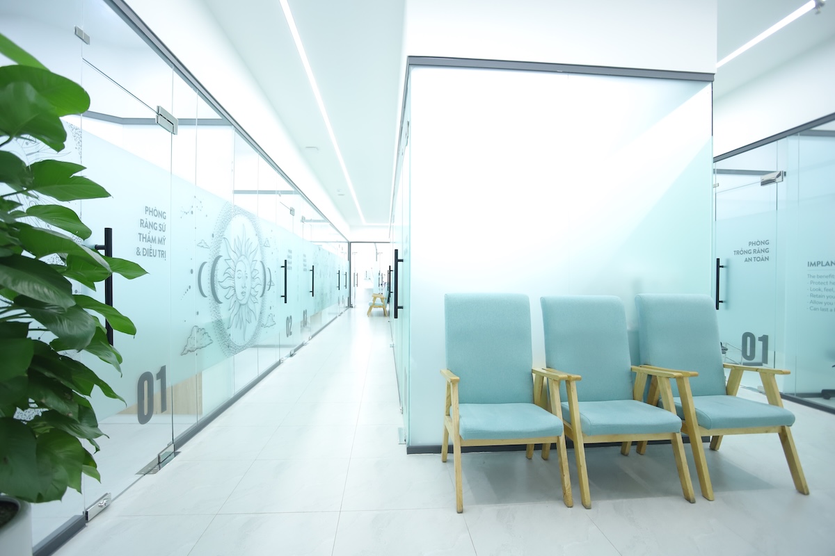 Trang thiết bị Implant hiện đại