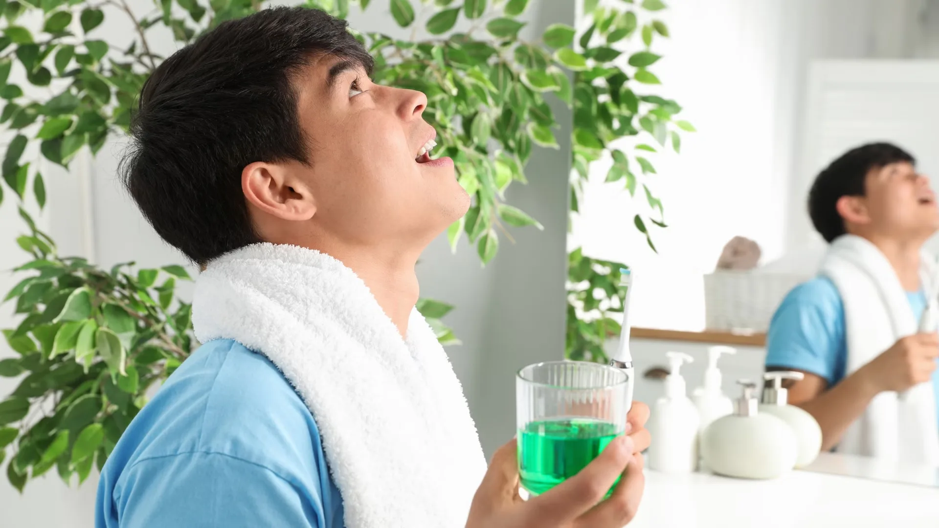 implant người hút thuốc - hình 4