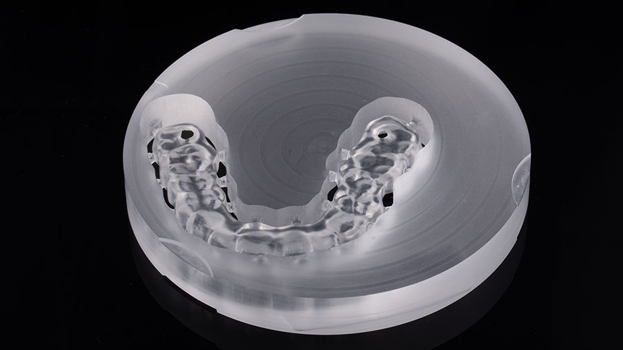 răng tạm trên implant - hình 3